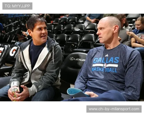 东契奇脚步变化制造杀伤，独行侠全场高光